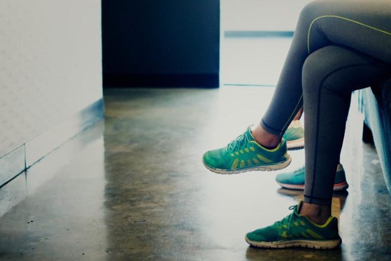 What Are the Best Insoles for Plantar Fasciitis and Flat Feet?