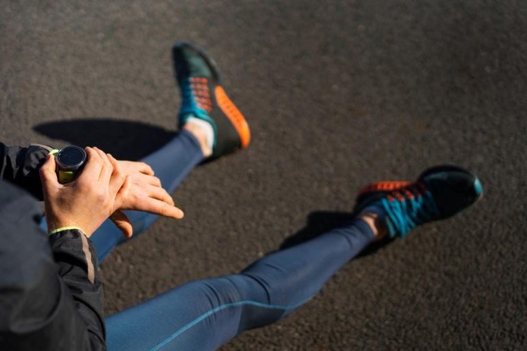 Which Insoles Are Best for Knee Pain Relief During Physical Activity